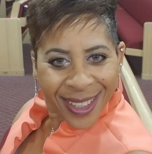 Meet your Posher, Teresa